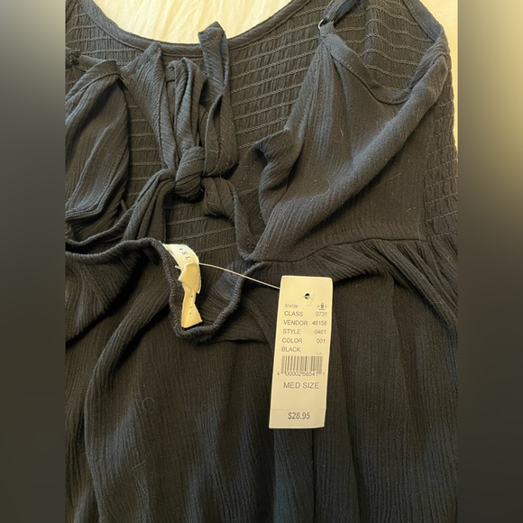NWT Black Flowy Tank Top - Picture 4 of 5